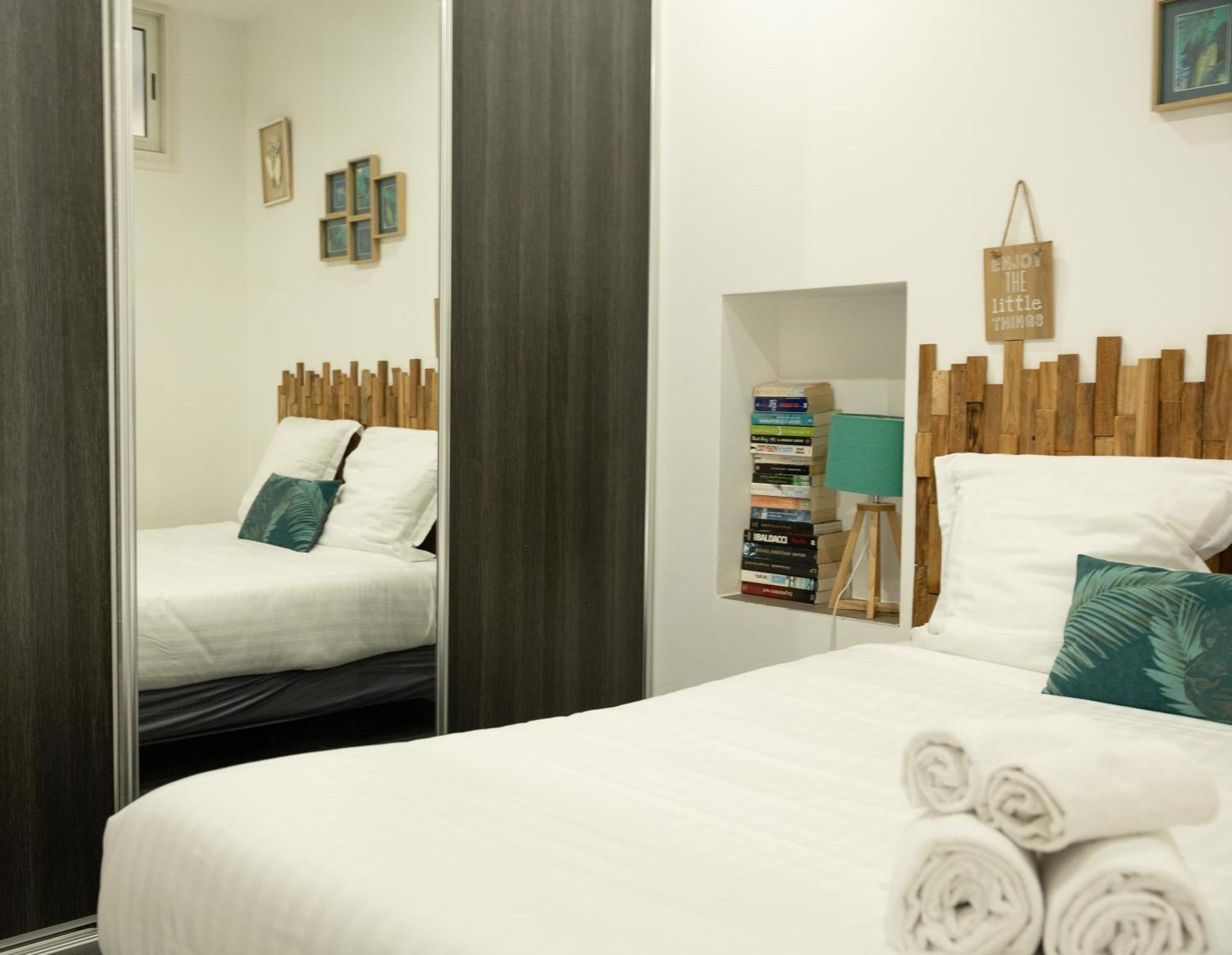 Les Sablettes Apartment Menton Exterior photo